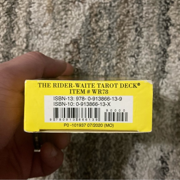 Rider Waite ORIGINAL Tarot Card Cards Deck 78 Cards REGULAR size + Instructions - Picture 6 of 12